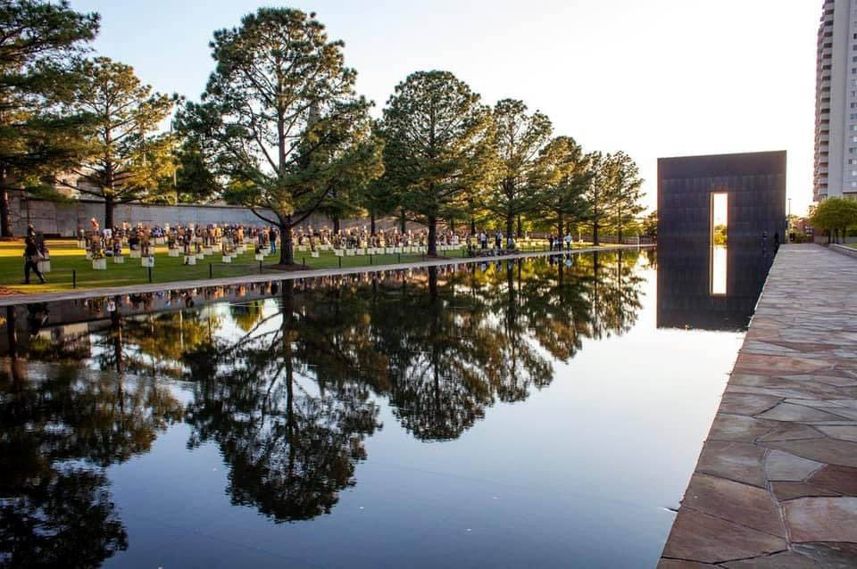 etoddfisher's tweet photo. 27 years ago today. We remember the 168 people who lost their lives and all those so terribly impacted by this horrible day. #weremember #okcmemorial https://t.co/za1HFpIkCJ