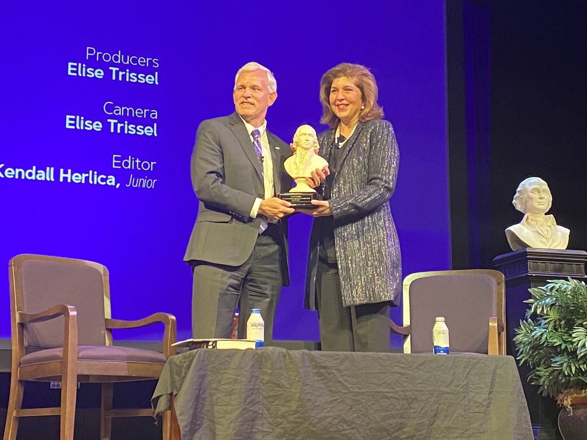 jmusrbov tweet media