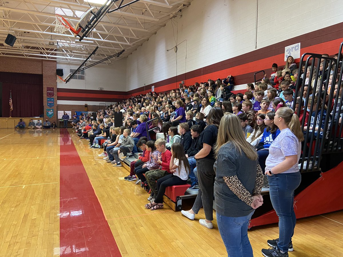 CrooksSusanD's tweet photo. Month of the Military Child. Great Job Sterling Elementary in recognizing these students and to Principal Angela Grammer for singing the National Anthem to kick off the assembly. #TigerStrong #WarrensburgR6 https://t.co/vqWowkZKUj