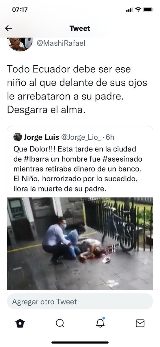 ramirogarciaf's tweet photo. Se puede ser más miserable? Aprovechar una escena desgarradora para esto? Definitivamente @MashiRafael es un enfermo. https://t.co/GSBYhQclSg