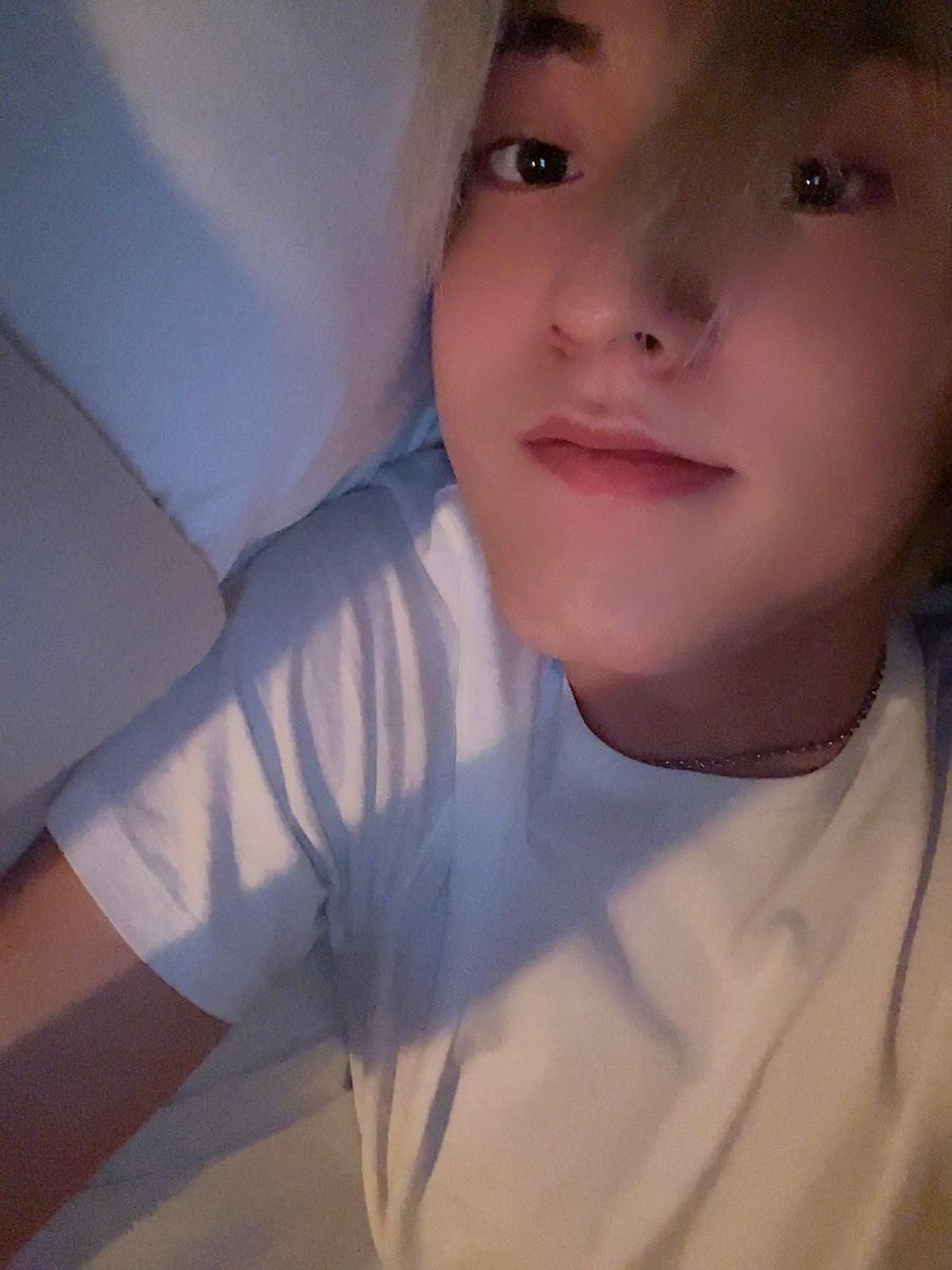 02hwangwatanabe's tweet photo. thank you very much for taking the time to update, love you rutoya, always healthy, sleep well🤍🤍

#HARUTO #하루토 #트레저 #ハルト #to_Ruto https://t.co/40DOBMkdF4