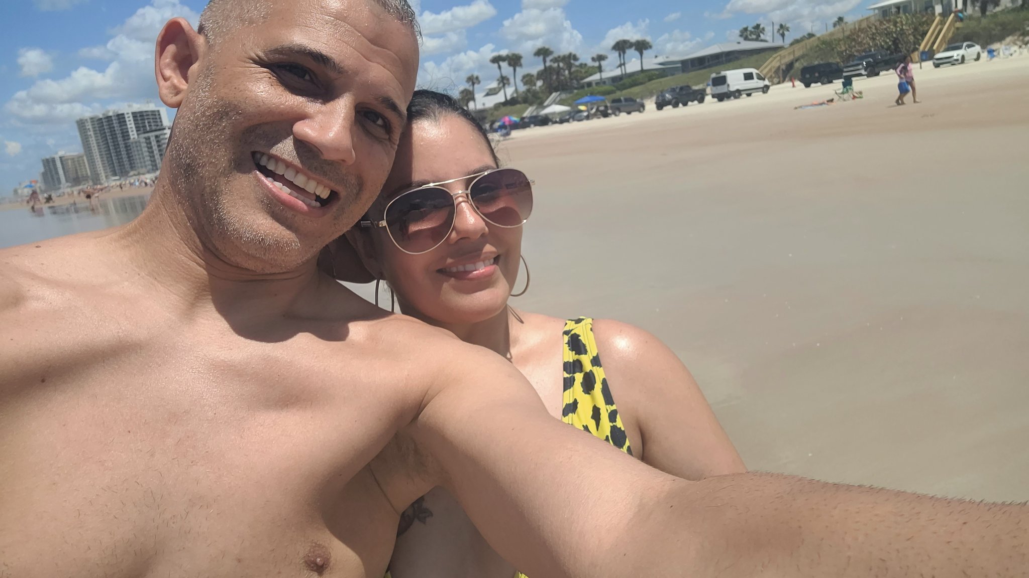 Fun in the sun @MsLupeofficial @prpapitofficial https://t.co/PhNX6YA3d4