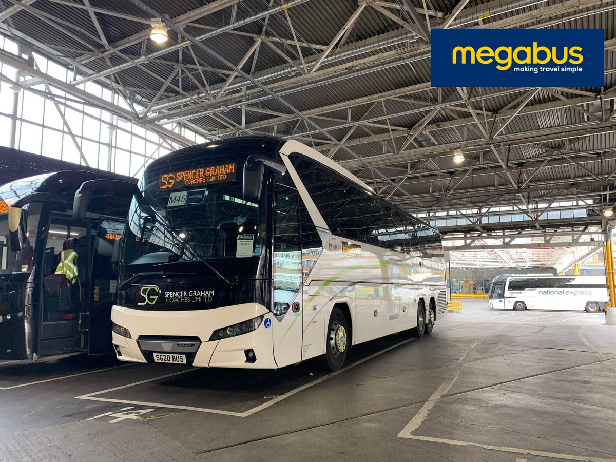 Great Photo📸 From Drivers Callum &amp; James Prior To Departure From London Victoria Coach Station On Return Leg of The <a href="/megabusuk/">megabusUK</a> M45 Service To Manchester Shudehill (15th,16th &amp; 18th April)

A Busy Easter Weekend For All Our Team, Well Done Guys!#TeamWorkMakesTheDreamWork 
👏🚍💚