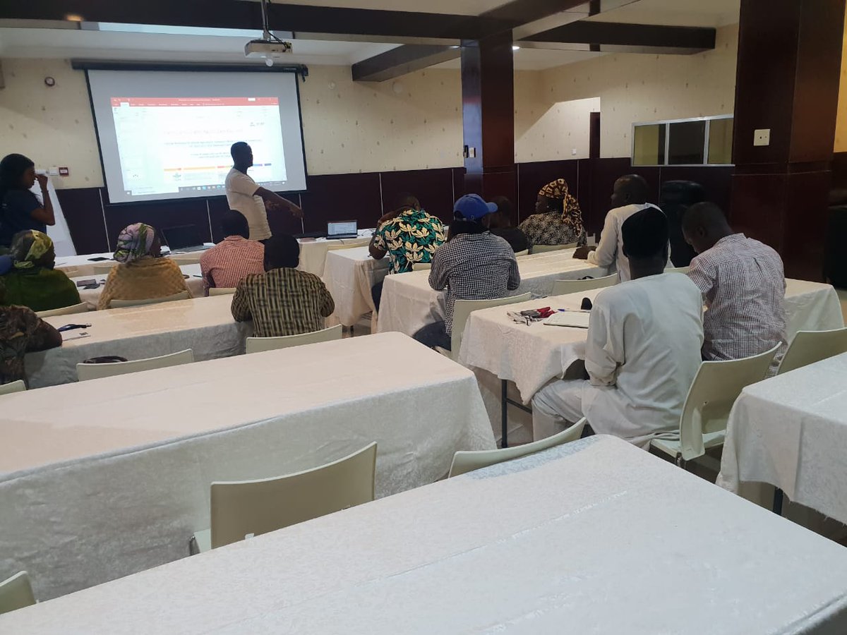 mvuyibwami's tweet photo. #Happeningnow at Yola, Adamawa state-Nigeria: The Alliance of Bioversity International and CIAT @BiovIntCIAT_eng is holding a training of trainers (ToTs) workshop for Alluvial Agriculture and Extension officers. https://t.co/SXl7FCBGDx