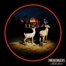 7RockLists's tweet photo. #2Albums2000To2022
🗓2019
💿#NatureNuture #19 2000s albums
✍️Clowns
🌟🎶Bland is the New Black. #3 2019 songs
💿#HelloExile #21 2000s Albums.
✍️The Menzingers
🌟🎶Anna. #2 2019 songs https://t.co/FyojcAUQtG
