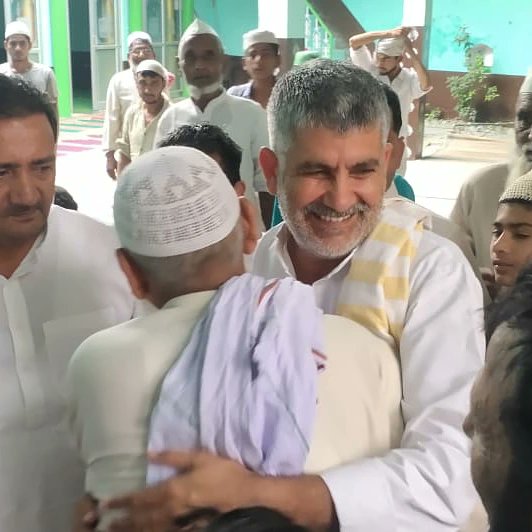 शाम की नमाज़ के समय आज जामा मज्जिद, लिलौन में  पहुँचकर उपस्थित सभी लोगो को रमजान महीनें की मुबारकबाद दी।