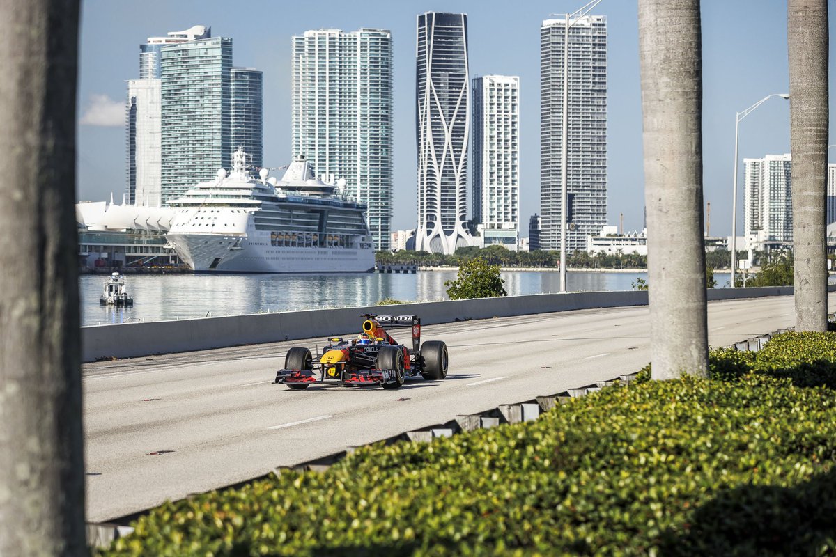 SChecoPerez's tweet photo. The fastest way to Miami! 

@redbullracing 

#RaceToMiami #MiamiGP

https://t.co/X88NHYC9yu https://t.co/QXwZX3vMzC