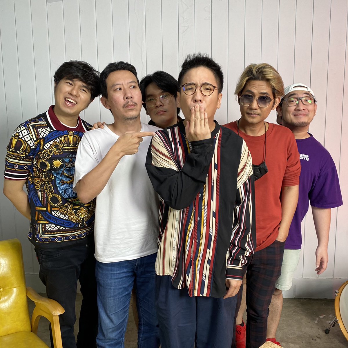 Teddix's tweet photo. เทพลีลา x TCTV ตามคำเรียกร้อง ☺ @tattoocolourth https://t.co/sWPXDhI1NG