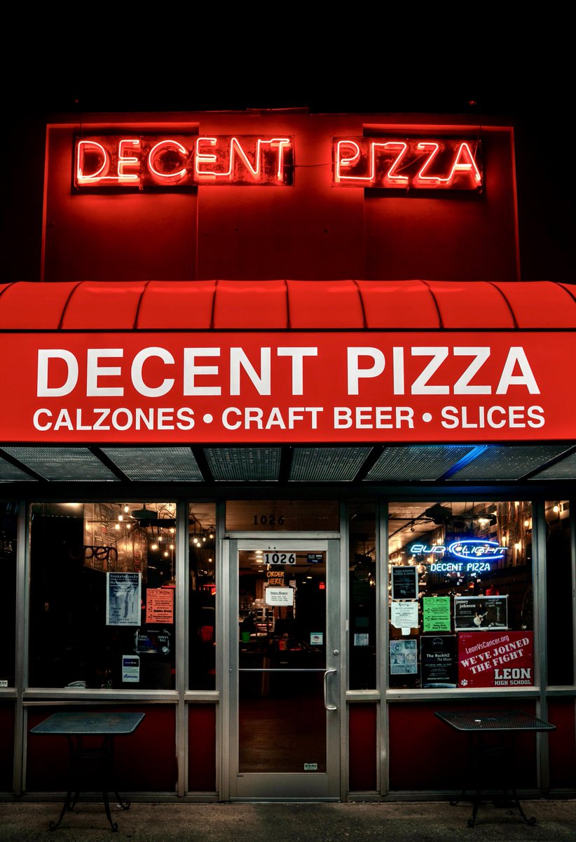 erichm's tweet photo. A couple photos of Decent Pizza. Tallahassee, FL. If I see old school neon signs, I’m probably going to eventually take a picture there. https://t.co/F84ZdmMdtR