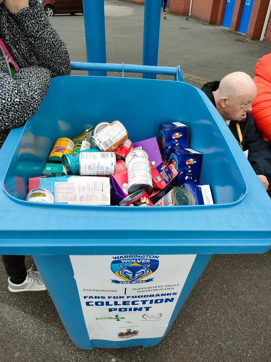 Amazing support last week from Warrington wolves supporters Trust and the foundation and fans
<a href="/isupplygroupltd/">iSupply Group Ltd</a>
@charlotte2153
<a href="/BroomheadSteven/">Prof Steve Broomhead MBE 🌈🏉</a>
<a href="/DaveApp/">Dave Appleton</a> <a href="/WelfareTeam/">Meadowside Welfare Team</a>
<a href="/RadioWarrington/">Radio Warrington</a> <a href="/warringtonworld/">warrington-worldwide</a> <a href="/warringtonnews/">Warrington Guardian</a> <a href="/WWRLFoundation/">Warrington Wolves Community Foundation</a> @