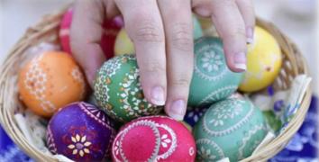 April Newsletter lwct.org.uk/news/ 
Features: April Traditions &amp; Celebrations, St David (Patron Saint of Wales), Augusta Hall (Baroness Llanover), &amp; Y Golofn Gymraeg (The Welsh Column) visits the old woollen mill at Esgair Moel.  Pasg Hapus (Happy Easter)!