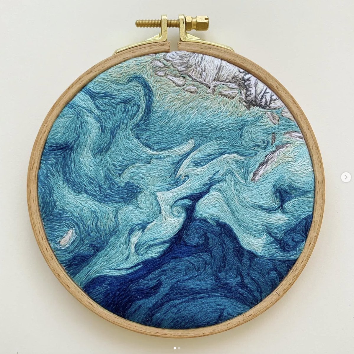 Clara Dealberto tweet media