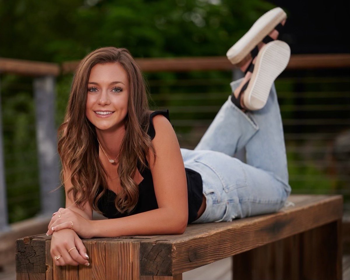 🎉Birthday Alert🎉 Happy Birthday to Senior Kaley Bruning!!