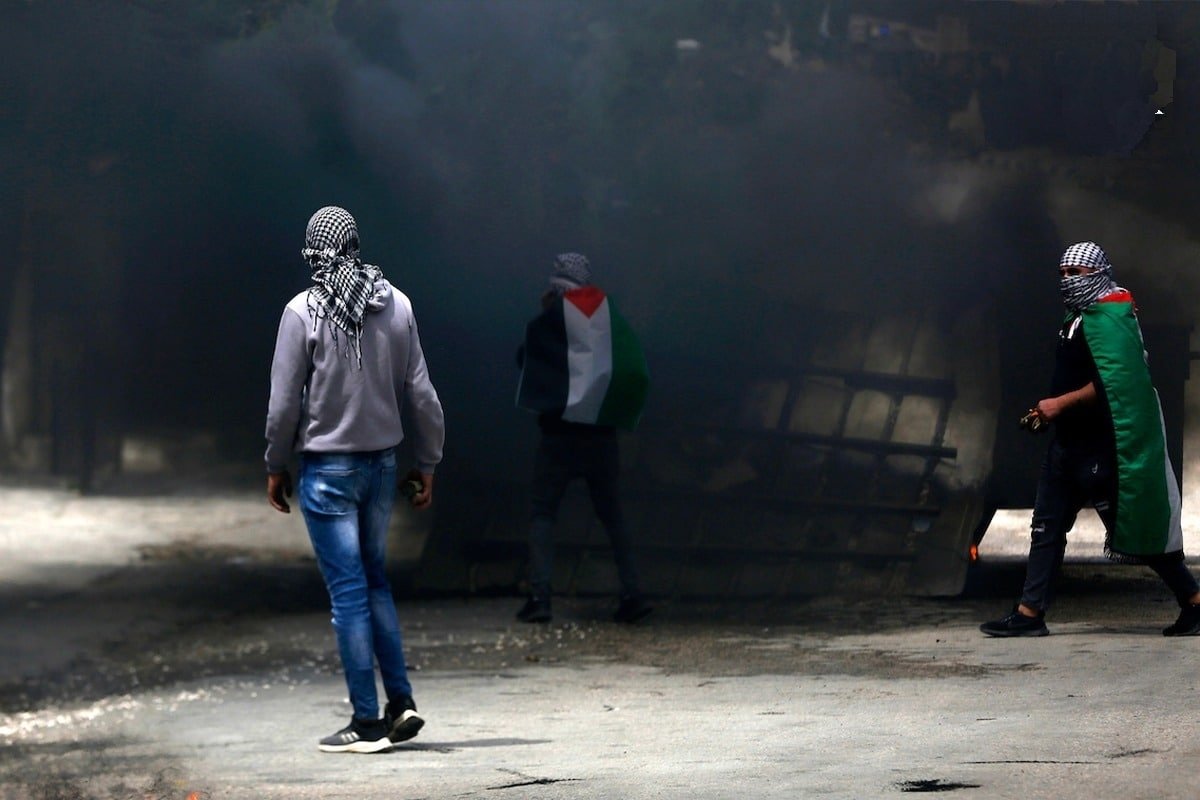 Pal_4ever__'s tweet photo. Photos of Palestinian youths confronting IOF in the city of Burqa, northwest of Nablus

#فلسطين  𓂆 🇵🇸🗝️
#SaveBurqa
#SahabatPalestina_ID https://t.co/hiuDDFzF4o