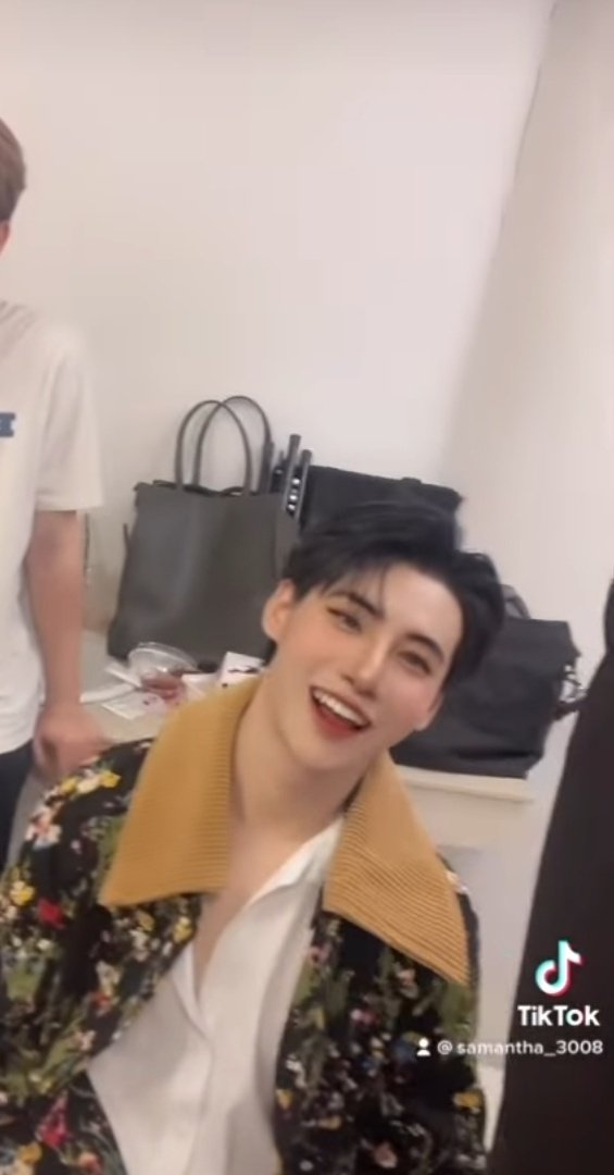 Pantira25401691's tweet photo. คุณคิดว่าใครสวยกว่ากัน
1 @.kongm_t
2 @.Titletnt
3 @.m34nismind
😁😁😁
#MeanPhiravich
#kongmt
#Titletnt
Igs Sammy_3008 https://t.co/ecehbm4JpP
