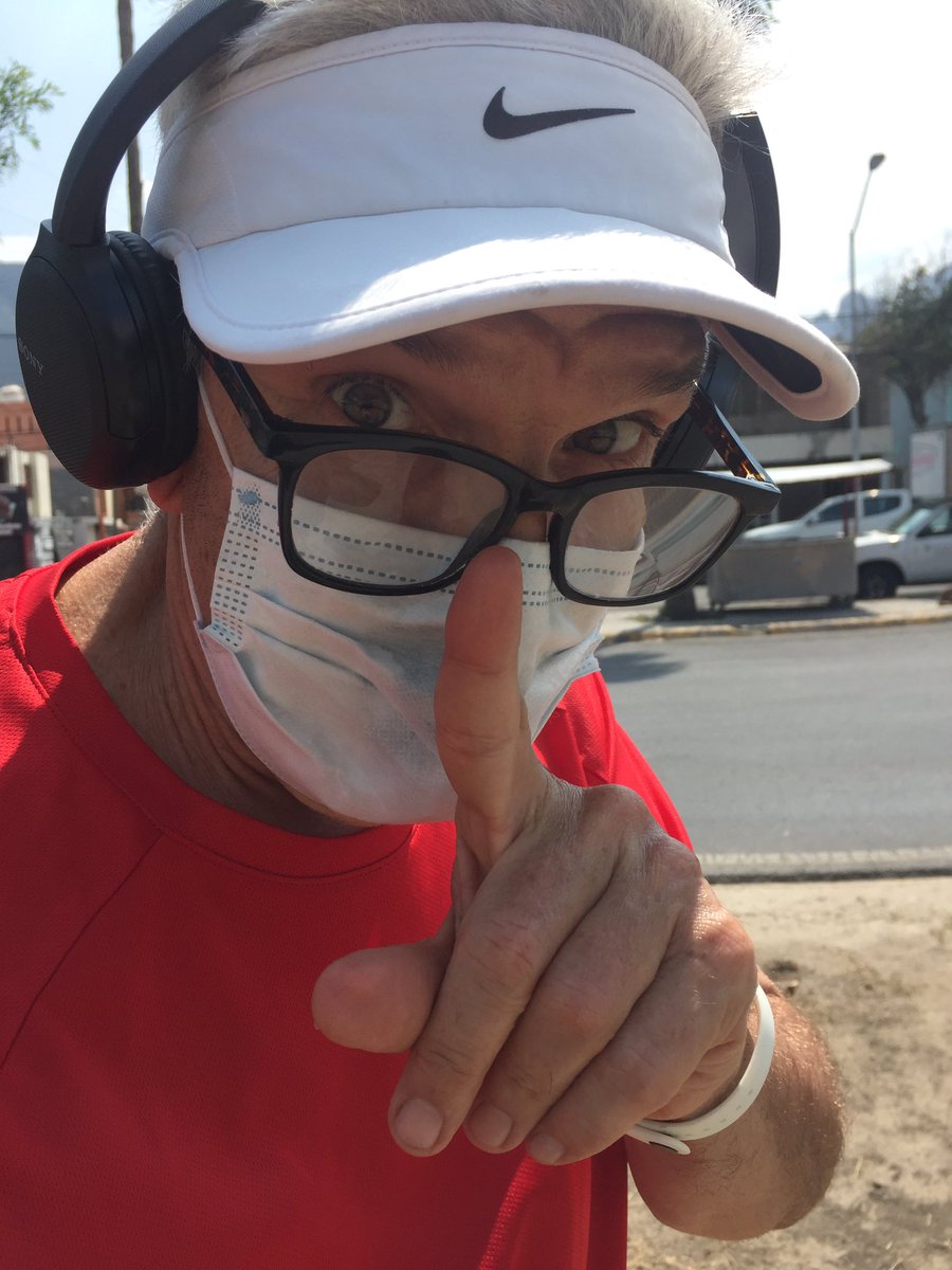 ovidiogarciav's tweet photo. Ready with the daily routine. I’m done ✅ with 7km. Have you already done your daily routine? Remember that not everything is cardiac surgery or cardiology in this world. Of course, I also submitted for publication 5 articles about HVD, TEER and CPG. Let’s get cracking! https://t.co/pVU4OrtKUX