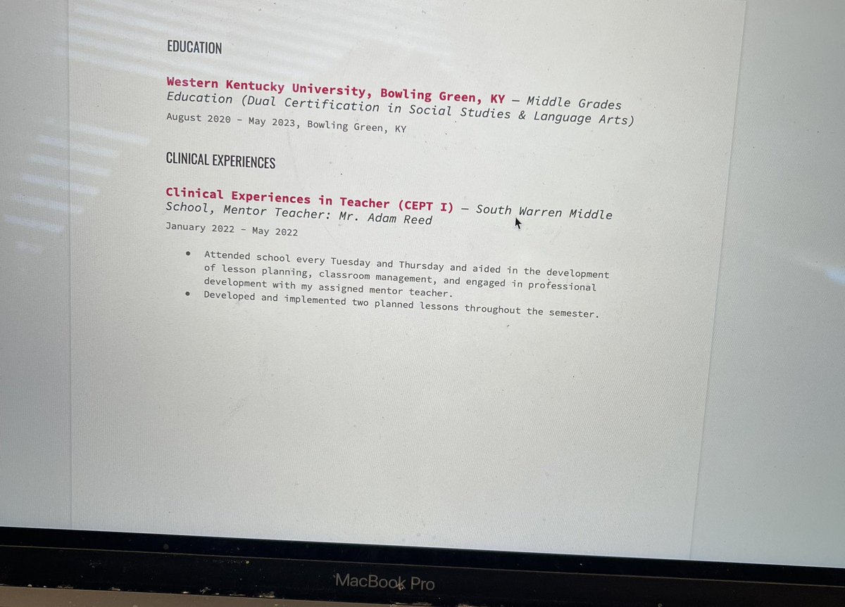msgoodeteaches's tweet photo. Late post, but posting anyways!

Working on my teacher website and my Curriculum Vitae has given me the opportunity to make myself more marketable in the future as I prepare to graduate in Spring of ‘23! :)

@DrMargarella @CEPTatWKU https://t.co/iaHZyx90iq