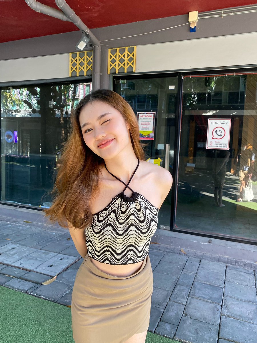 _pploynut's tweet photo. มาแล้ววว🥳เธรดรวม 🧴Face &amp; Body  Skincare🧖🏻‍♀️ วนใช้อยู่แค่นี้ ขอรีวิวแต่ละตัวคร่าวๆ ผลลัพธ์หลังใช้โดยส่วนตัว ไม่ลงลึกส่วนผสมกลไกต่างๆนะคะ 🤍✨

(ดูสกค.ก็รู้เลยนะคะว่าแฟนตัวยง Madam grean ขนาดไหน🤣 มา! เริ่มเลอ!) https://t.co/nPbqvN2NDj