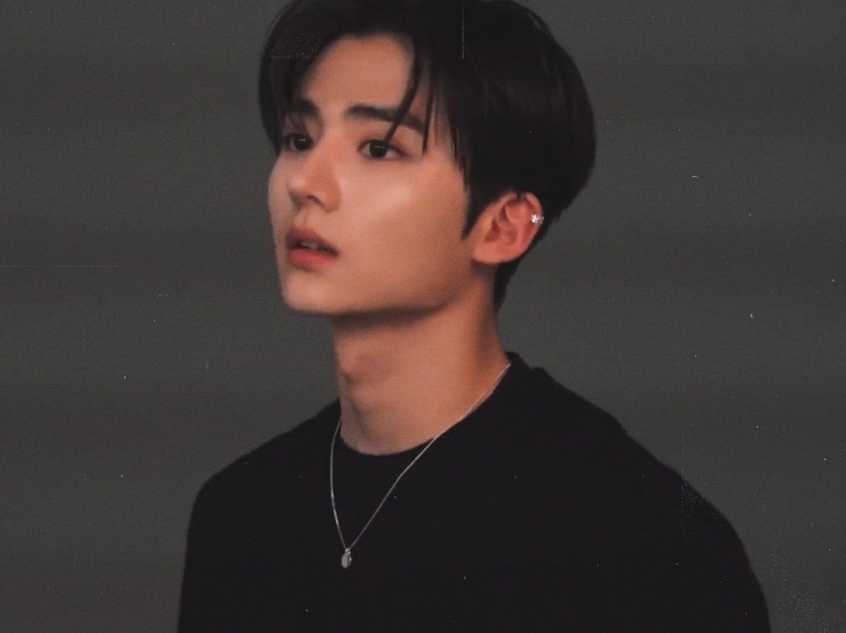 lswfilms's tweet photo. bringing back this iconic look of lee sangwon 🎞 https://t.co/iHAUSvplij