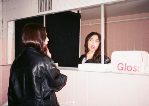 sourrbitch's tweet photo. THE GLOSSIER COLLAB IS FINALLY HAPPENING!!!!!!! https://t.co/Vgz6b2HsBf