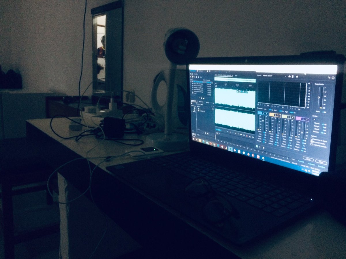 WhosTonix's tweet photo. Retweet the customer may be on your TL.  Are you Looking for these services contact us on +260975600556 or email 📧 tonixzambia@gmail.com 
1. Podcast recording

Music System for;
1. Birthday parties 
2. Chilanga mulilo 
3.conference
4. Workshop 
5.Roadshows https://t.co/MhkIZ8kd2q