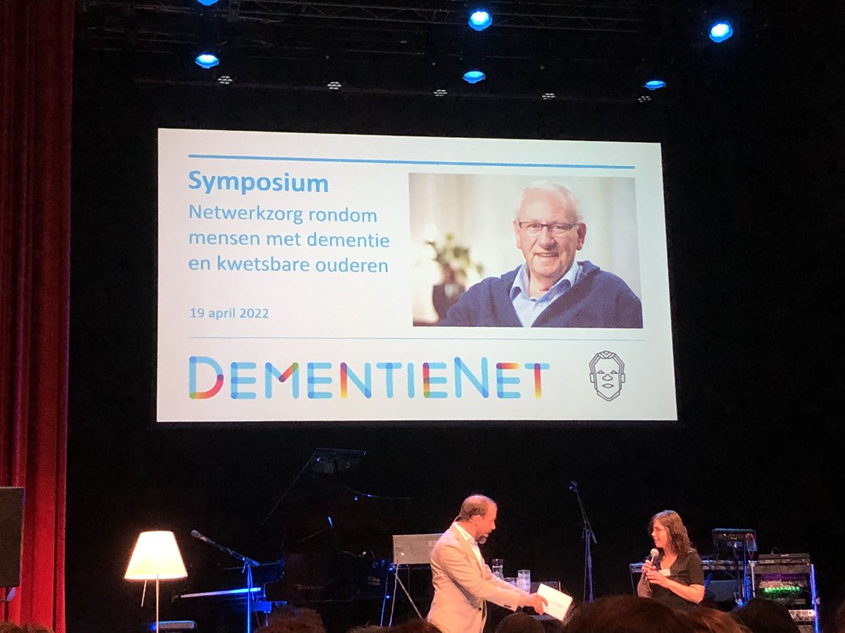 Opening symposium <a href="/DementieNet/">DementieNet</a> door #MariekePerry en <a href="/jeroendeblij/">Jeroen de Blij</a> #netwerkzorg