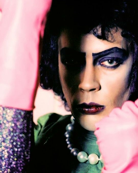 Happy Birthday Tim Curry! 

He turns 76 today!   