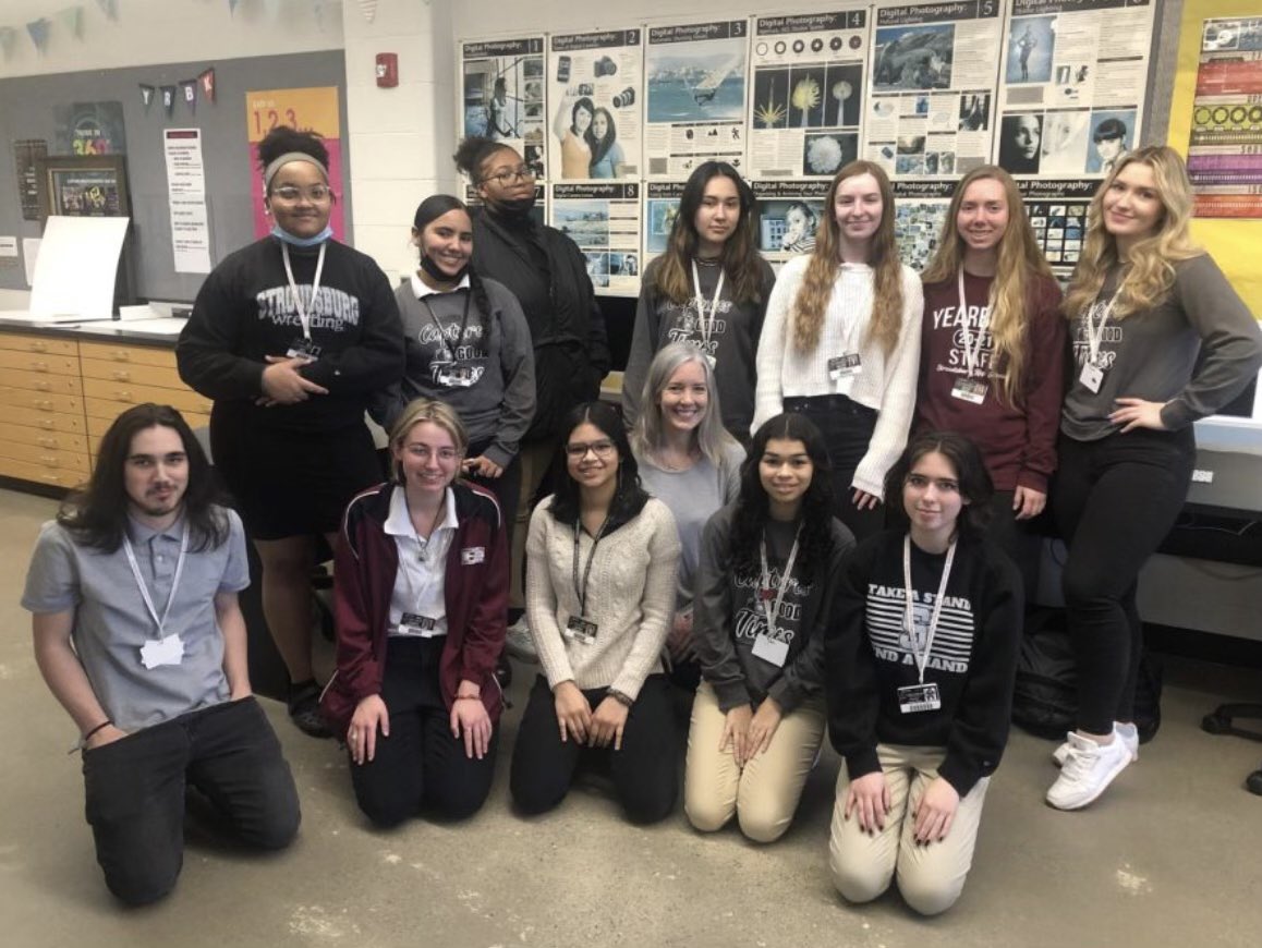 New Yearbook story up on the Mountaineer!! Make sure to get your copy as soon as possible!! Link below!

shsnews.org/38298/clubs-ac…