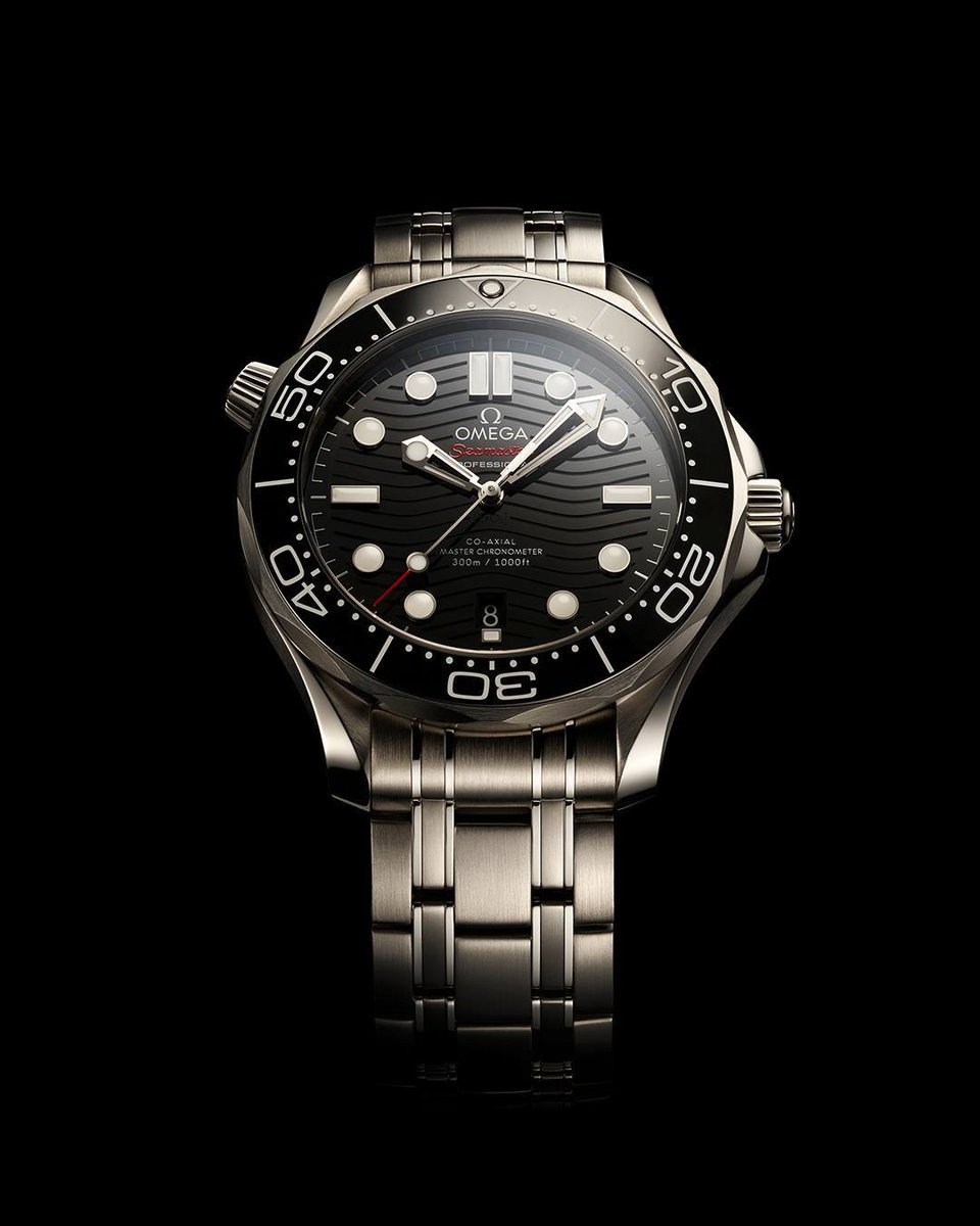 Beautiful tech for exploring the magical world beneath the waves - The <a href="/omegawatches/">OMEGA</a> Seamaster Diver 300M. 

🛍 bit.ly/36rVcjl

#OMEGAMyChoice #SeamasterDiver #Seamaster #OMEGA #OMEGAWatches #burrells