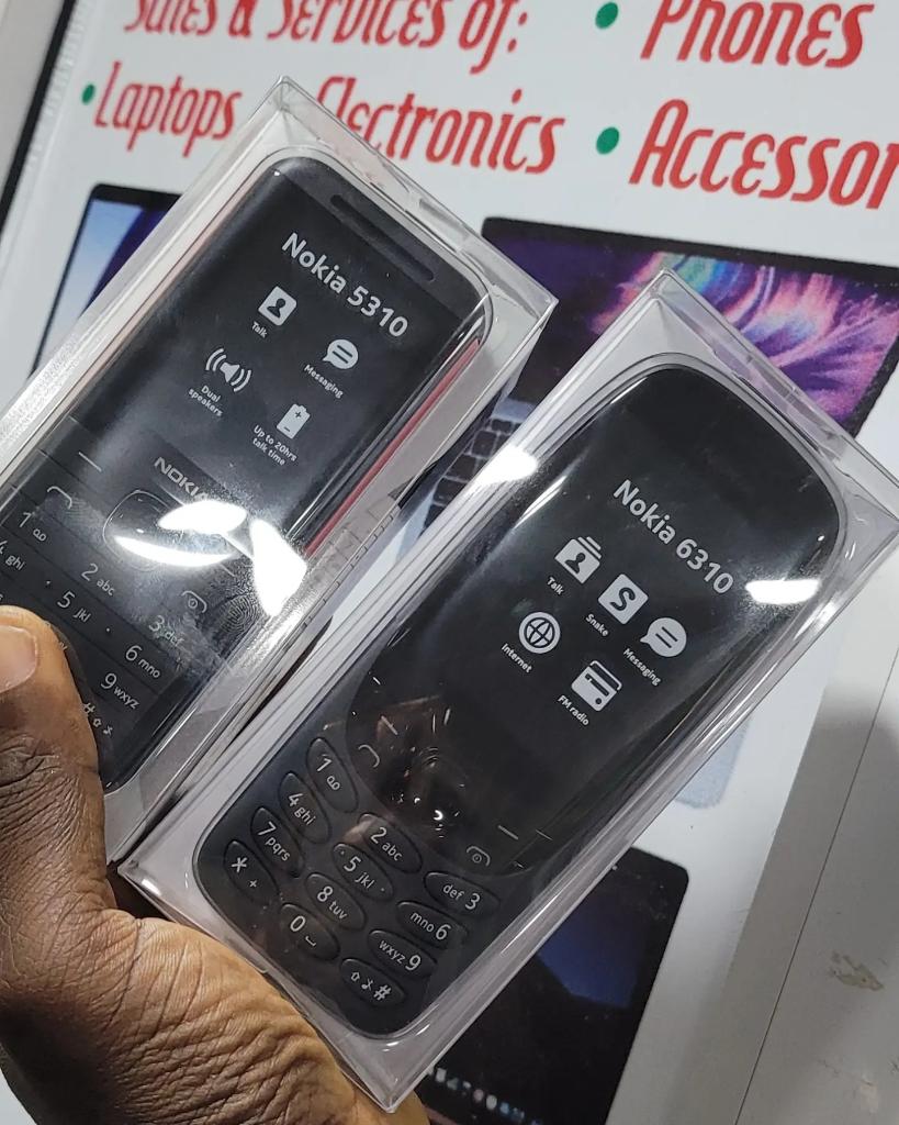 broadgadget's tweet photo. NOKIA Button Phones 

Available in store.

Strong
Music
Camera
Memory Card slot
Long lasting battery (3 days) 
Multimedia 

Call/WhatsApp: 09053519999 

Contact:
92, Awolowo way Ikeja Lagos.

16, Oshitelu street computer Village Ikeja. 

#broadgadget #nokia #connectingpeople https://t.co/YDiQ3Ak17K