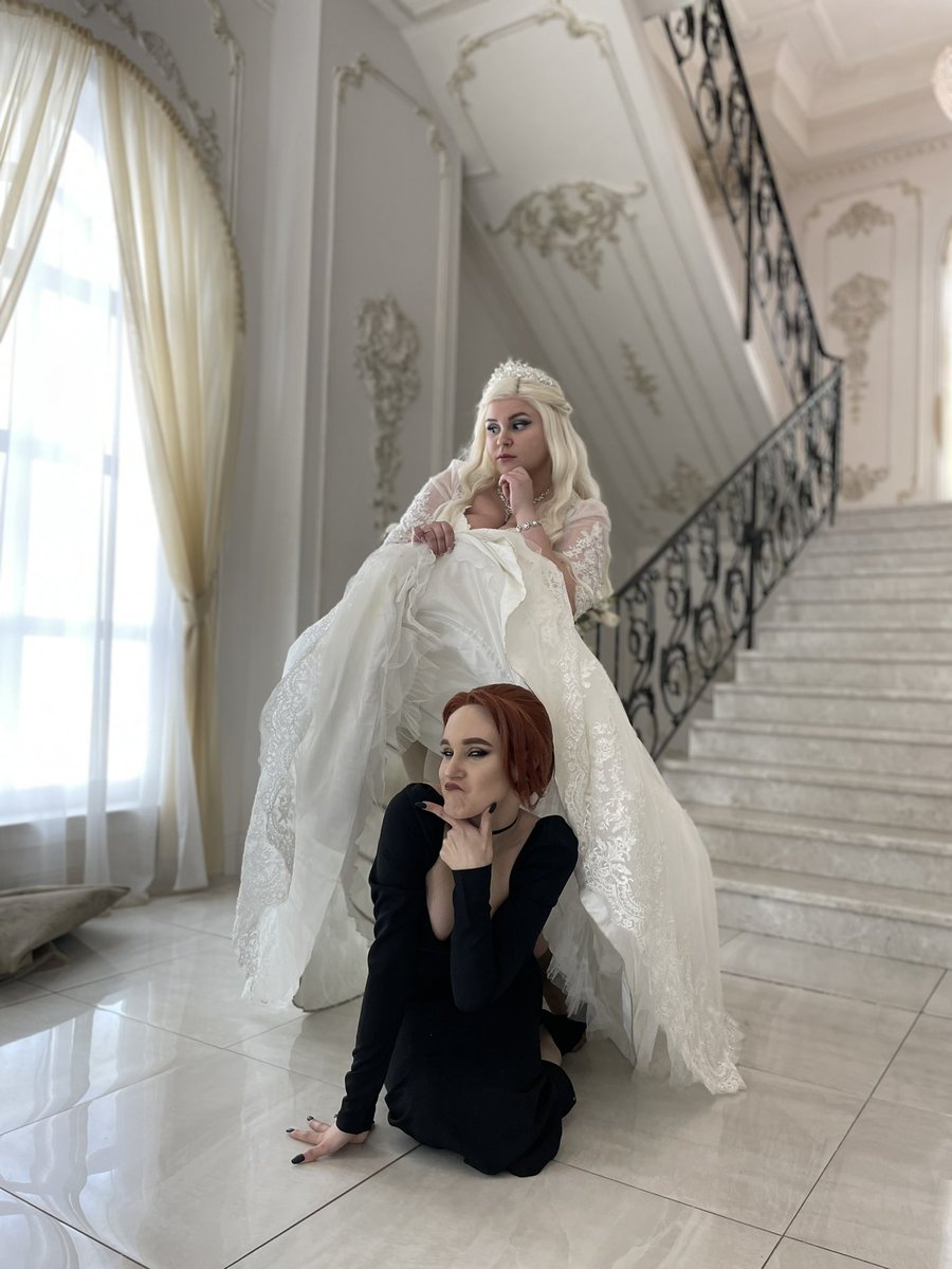 Кроули нашёл свой дом :D
#weddinginefabablewifes
#GoodOmens 
<a href="/peachy_rina/">Зонтик Сэнмэй ☂️☯️</a> ♥️
