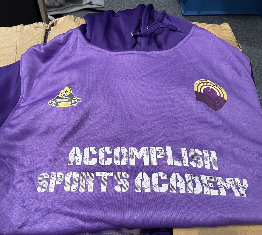 AccomplishSport's tweet photo. Our coaches and tour kit have arrived and they look amazing 🤩
#coaches #cricket #rounders #Easter #Offontour #newcastle #camps
@EastBierleyCC @CalverleyCC @rawdoncc @morleycricket @scholescc https://t.co/4dtUQncHXr