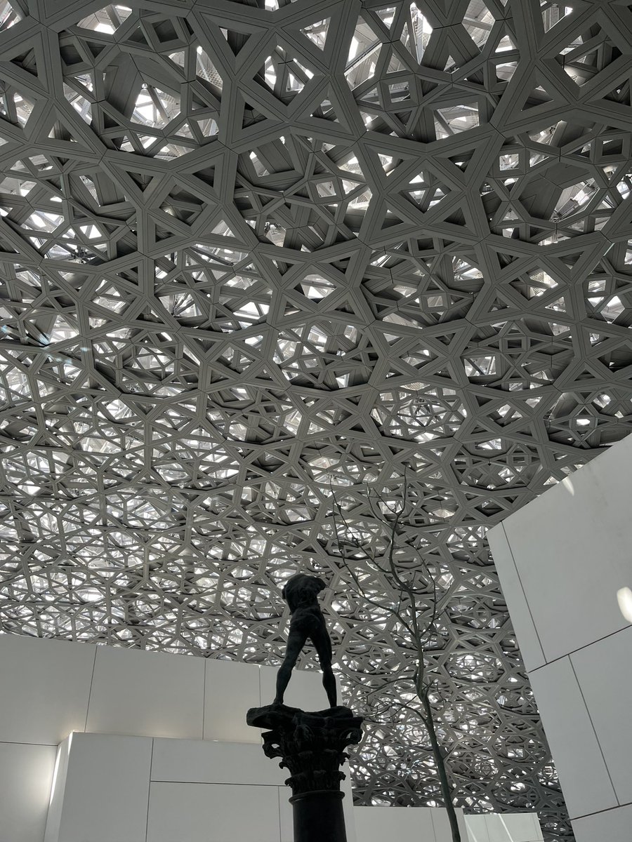 olivier_gabet's tweet photo. Week-end pascal studieux - deux journées de réflexion et de travail au Louvre Abu Dhabi - et toujours une même émotion en le quittant #memoire #workingsession #advices @LouvreAbuDhabi https://t.co/ZTEylLSQJx