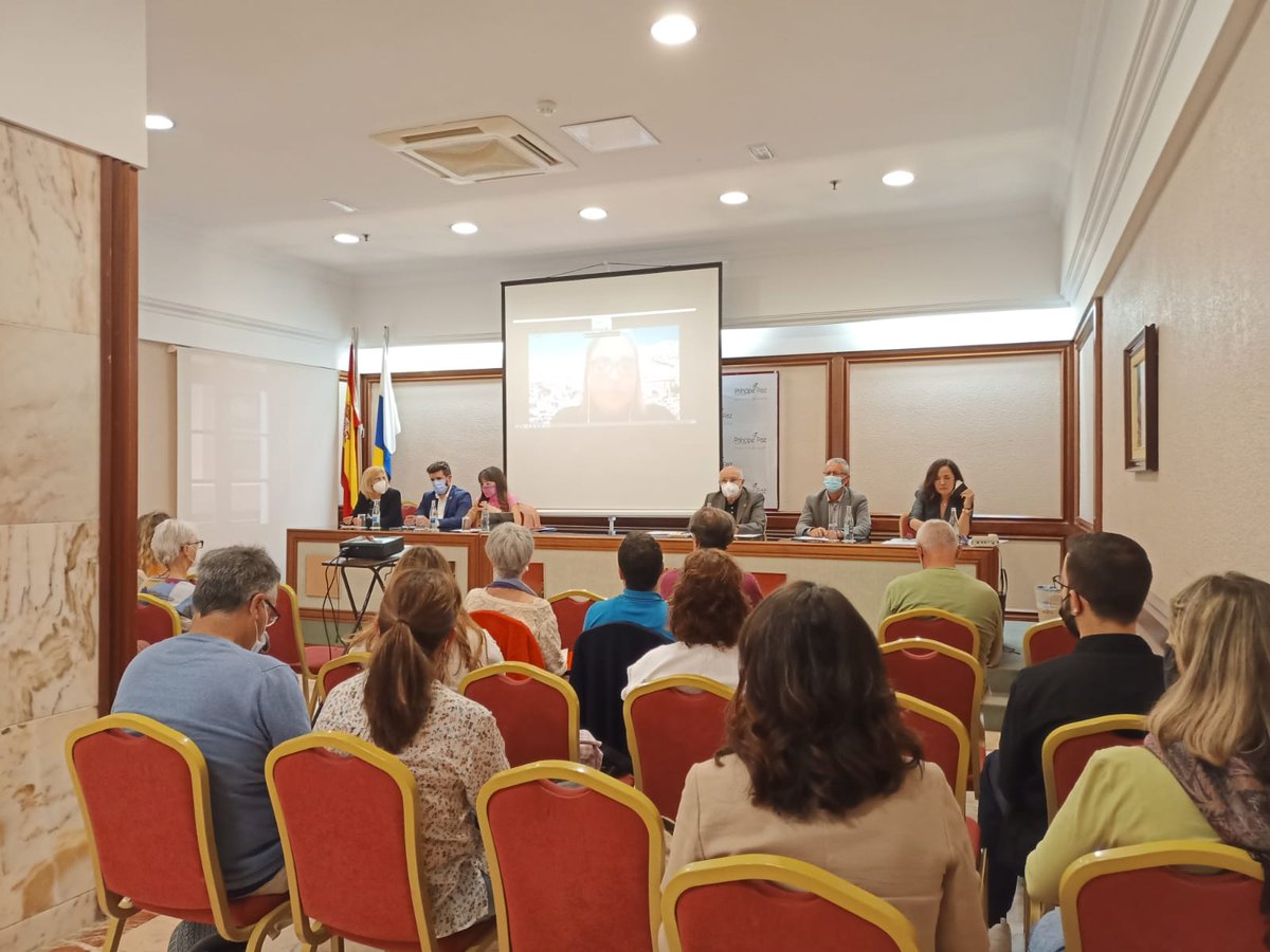 Hoy estuvimos en el <a href="/CabildoTenerife/">Cabildo de Tenerife</a> <a href="/AccionExterior/">Acción Exterior Cabildo de Tenerife</a>  hablando de las alianzas entre ONGD y administraciones públicas para conseguir los Objetivos de Desarrollo Sostenible. 

#Agenda2030 #Canarias2030 #Agenda2030Tenerife  #Tenerife2030