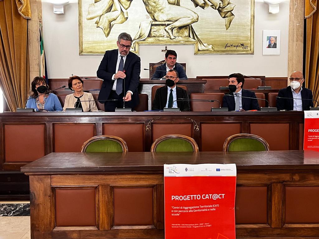 Al <a href="/ComunediCatania/">Comune di Catania</a> la presentazione del progetto Centri di Aggregazione Territoriale #CAT messo in campo dal Comune di Catania insieme al privato sociale. Anche Solco nella Rete che vuole dare un futuro ai giovani della nostra città ➡️bit.ly/centriterritor…