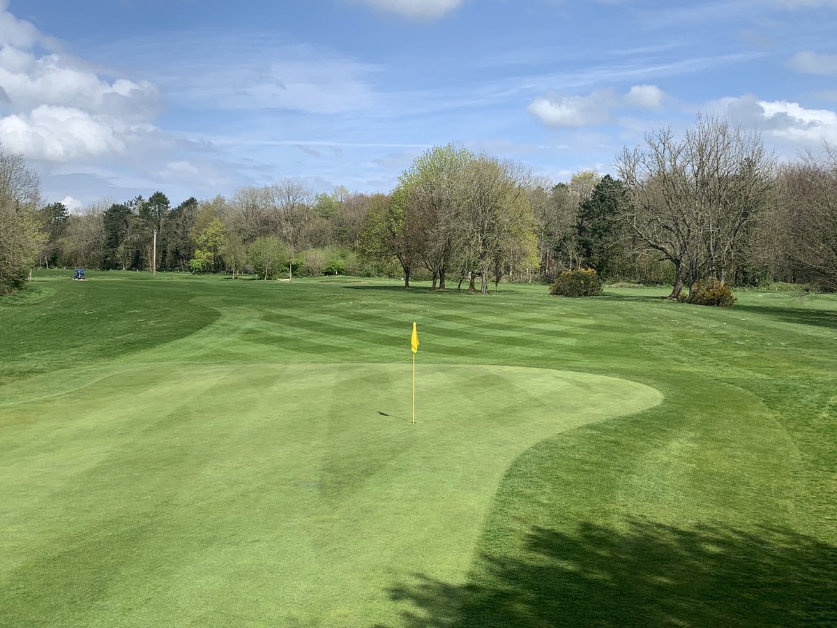 1999CTM's tweet photo. Some may say the super cut is back ? @lansdowngreenk1 🤤😎😍 https://t.co/Ks9PfS0wtj