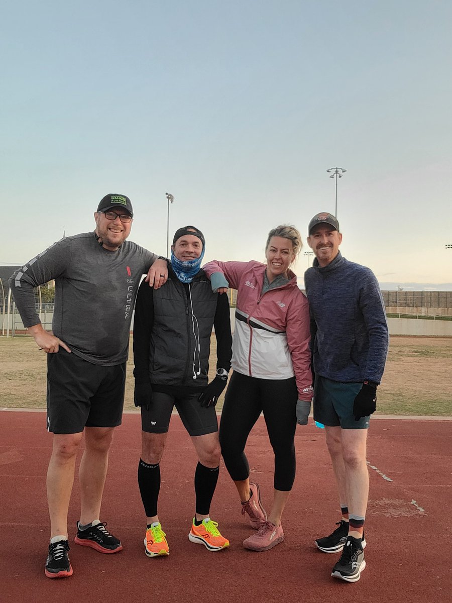 dgolgartjr's tweet photo. Back at the track!
#wahoo #wahoorunning #iwahoo #thisiswahoo #TeamULTRA #doitforthecheers @WahooRunning https://t.co/1vY385zQIy