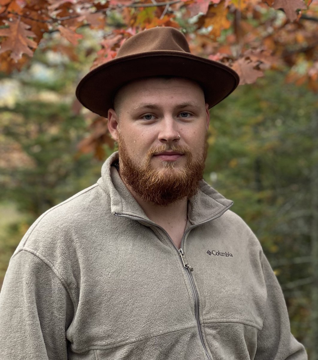 RSOP's very own Wyatt Steffensen has been selected as one of two runner-ups for the UMD student worker of the year! He also is a very good bird catcher (see previous post). Congratulations! We love you, Wyatt! #RSOPProud
view.ecommunications2.umn.edu/?qs=63088c8b38…