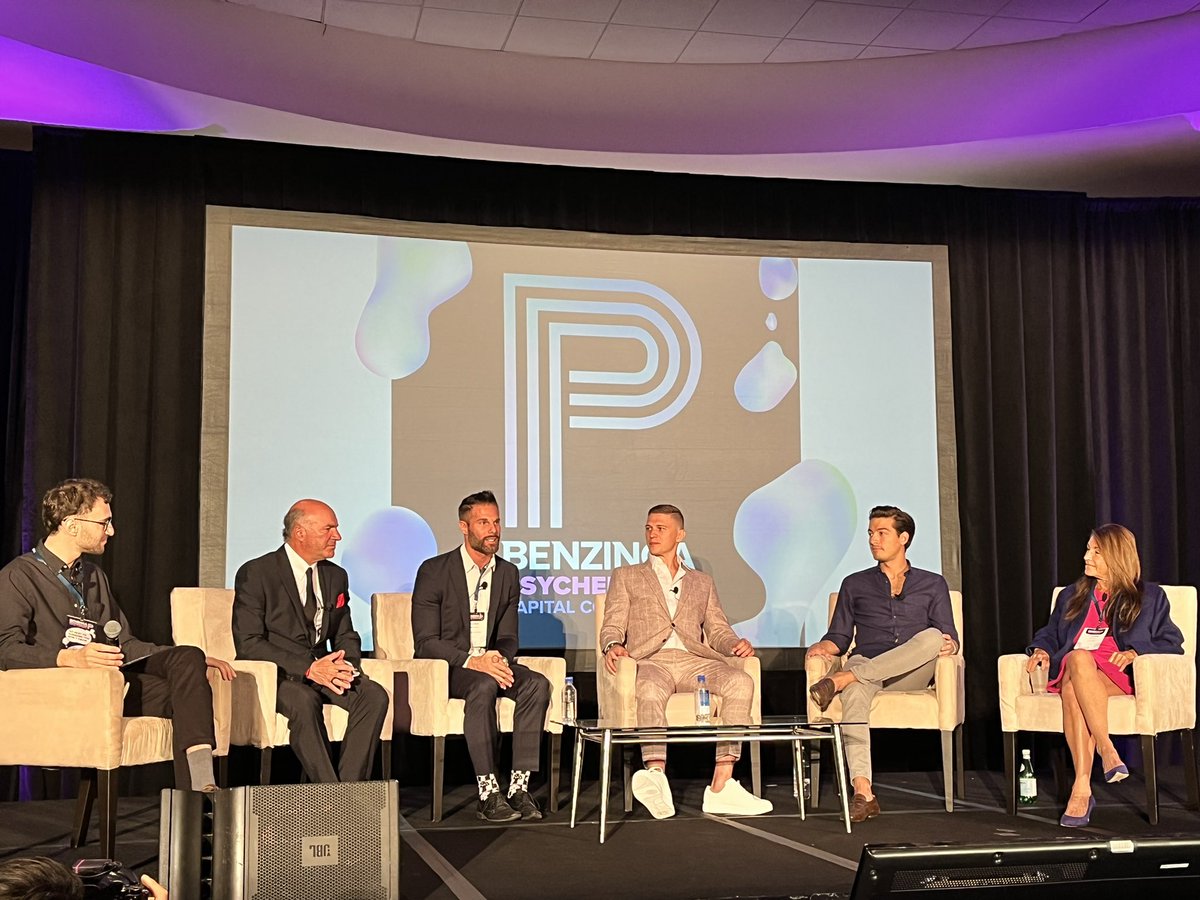 Benzinga's tweet image. Differentiating opportunities between private and public companies with @PaloSantoFund @natanponieman @kevinolearytv @iterinvestments JLS Fund and Ambria Capital LIVE at #PCC
