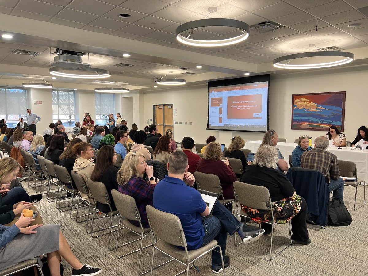 PhysicsPhD4Me's tweet photo. It’s been almost two years since we’ve been face to face! Awesome attendance for Development Day! #academia #rrcc #highered https://t.co/9UT8Kyzm9D