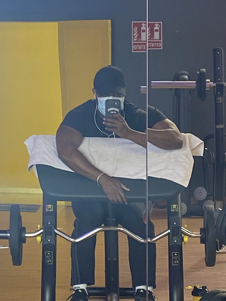 sammysanz's tweet photo. Rutina gym #fitness https://t.co/pLsmPNWqPz