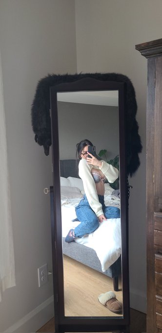 Almost time to put away the turtle necks ❄️ 🥲 https://t.co/qHTthVIiZc<a href="/tag/mvsales"class="tags"><span>#mvsales</span></a>