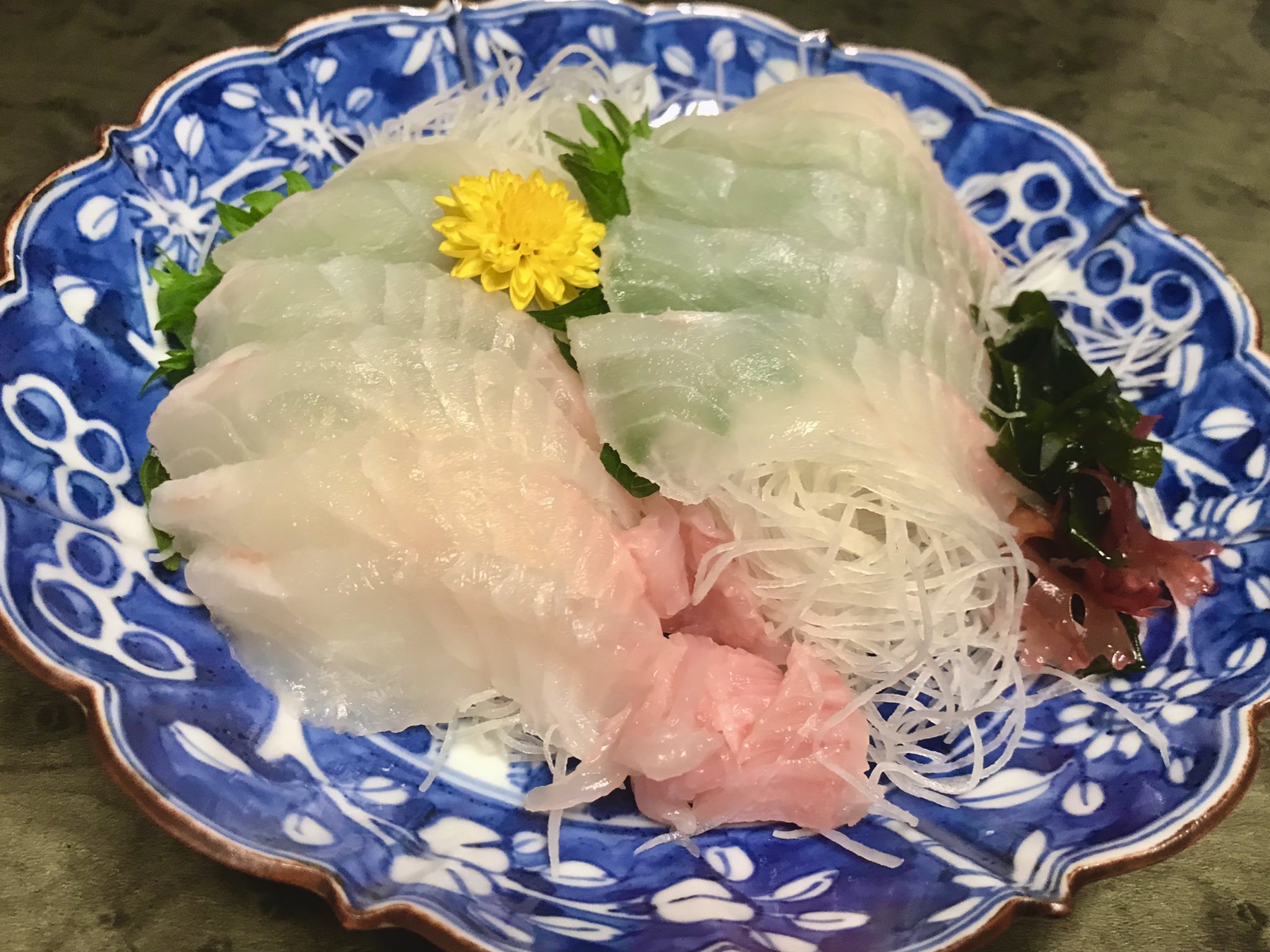 サメガレイの刺身 Twitter Search Twitter