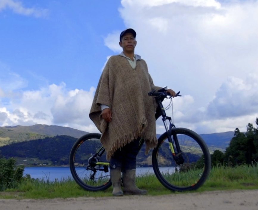 patriciorosas's tweet photo. 🔆Hoy en el Día Mundial de la Bicicleta 🚴🏻‍♂️ recordemos los beneficios de su uso para la Salud y para nuestro planeta 🌍 sin olvidar su aporte al desarrollo de las zonas rurales y más lejanas.🧑🏻‍🌾👨🏻‍🌾
#MasBicicletasParaChile #BikeDay #bicicleta #HuellaDeCarbono #LosRios #Valdiviacl https://t.co/dL6kJNxmc0