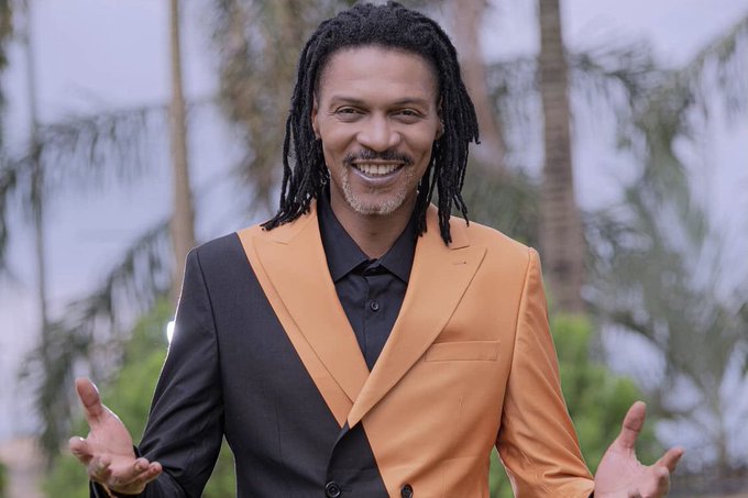 FQtzYaHXEAsO2AR?format=jpg&name=small