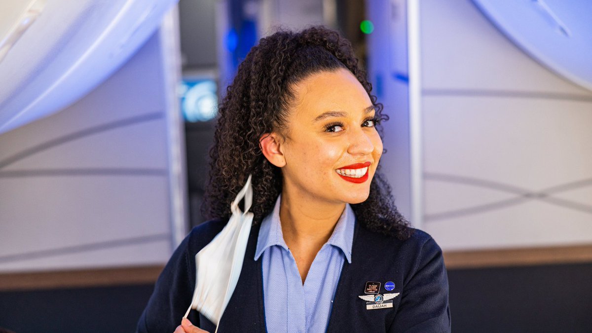 AlaskaAir's tweet photo. Safety is our highest priority, so while the federal mask mandate has been overturned, guests &amp; employees still have the option to wear a mask while traveling in the U.S. Above all, please treat others with kindness &amp; respect throughout the travel journey. https://t.co/1nhUnGlq6X https://t.co/GCca1KUckM