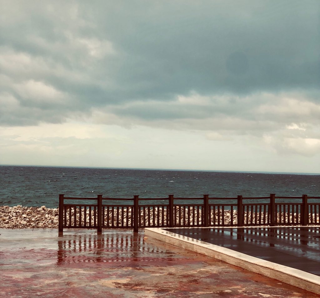 Im gonna miss cloudy days <3