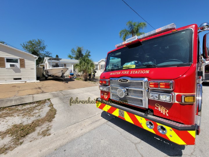 Fahrenheitphot0's tweet photo. ACW #StPetersburg Fl on 17th St S, small fire in a dwelling #SPFR #Ga8tor #MasterStation https://t.co/jaiybnG3oI