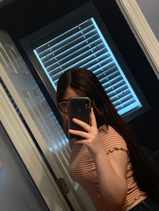 Bitches mad?😫 Mf I’m hot u can’t bring myself confidence down 🥰