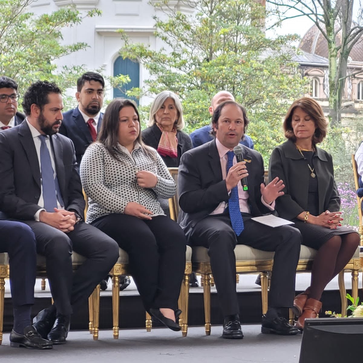 MigracionCol's tweet photo. Nuestro director @JuanFEspinosaP estuvo en el lanzamiento del #ProyectoIntegra de @USAID_Colombia, el cual busca contribuir a que Colombia cuente con una política pública migratoria, que permita una integración sostenible y refleje oportunidades para la población migrante. https://t.co/0jMxklTiMd
